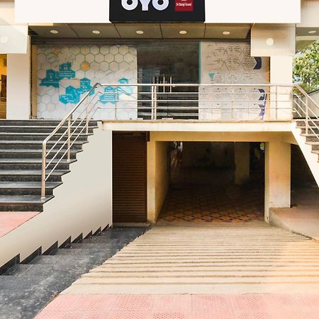 Hotel O Sri Balaji Grand Hajdarabad Zewnętrze zdjęcie